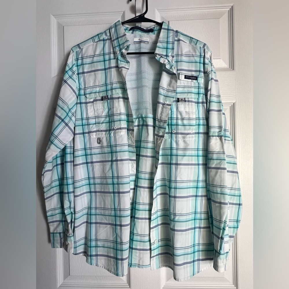 Columbia PFG Button down shirt
